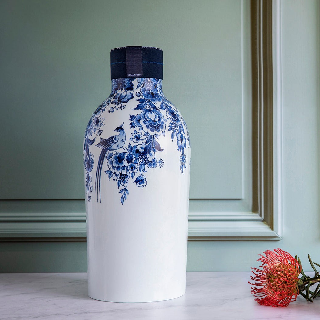 Collar Bottle Blue Edition
