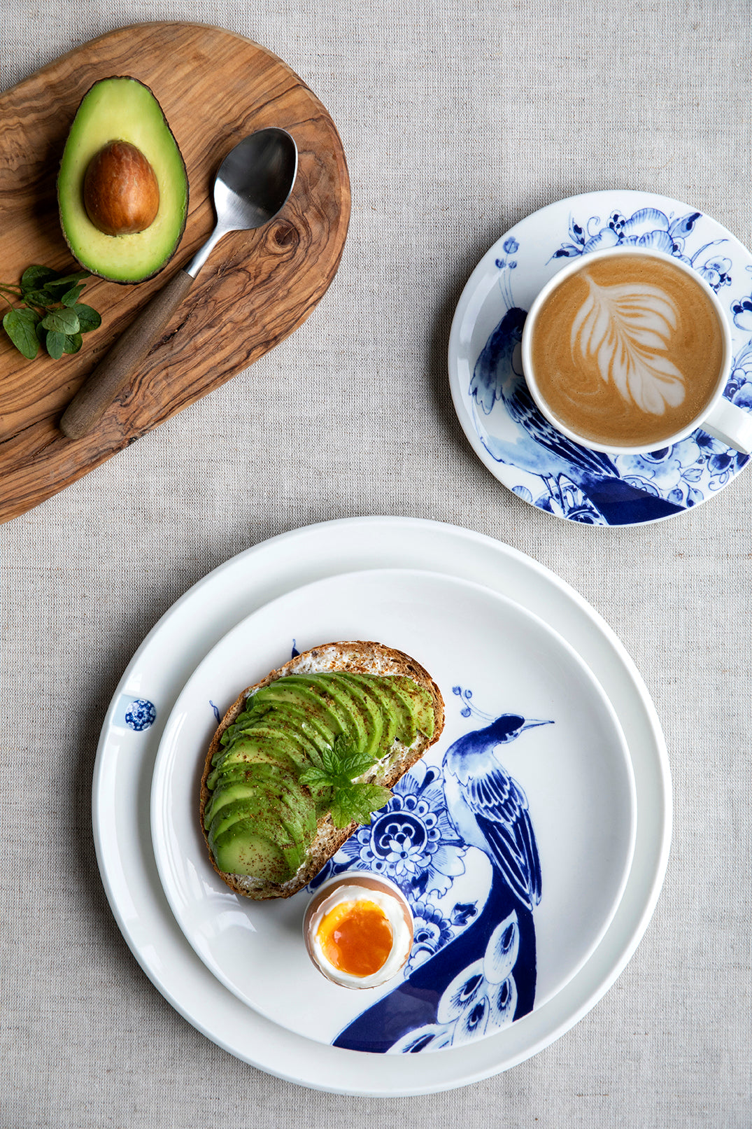 Thee/Cappuccinokop & schotel set