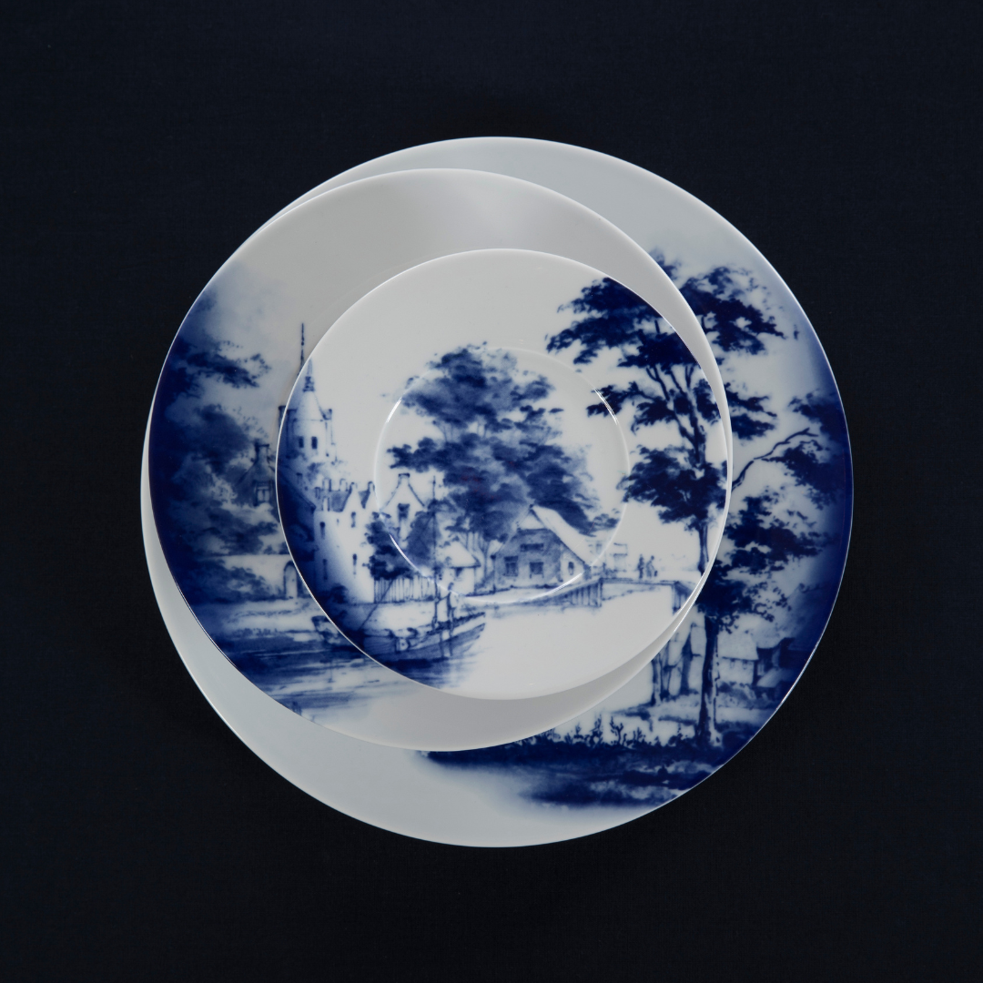 Royal Delft breidt serviescollectie uit met Dutch Dawn: Blue landscape at its finest